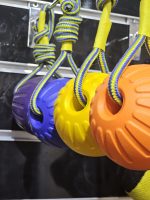 Pelota Con Cuerda Varios Colores, 90 mm - Imagen 2